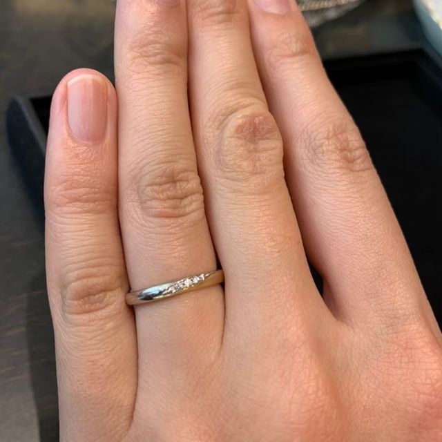 【ケイウノ ブライダル(K.UNO BRIDAL)の口コミ】 カッコいい、スタイリッシュなデザインよりかは、甘めなデザインが多いイ…