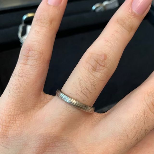 【ケイウノ ブライダル(K.UNO BRIDAL)の口コミ】 カッコいい、スタイリッシュなデザインよりかは、甘めなデザインが多いイ…