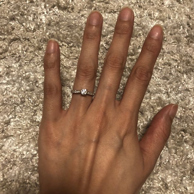 【銀座ダイヤモンドシライシの口コミ】 海外有名ブランドと迷いましたが、周りで買った人が多かったので見学に行…