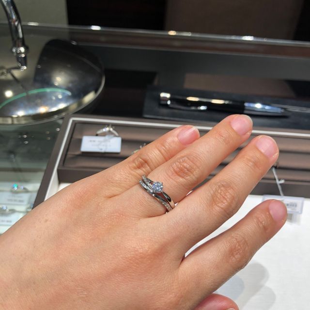 【アイプリモ(I-PRIMO)の口コミ】 動きのあるデザインを探していた中、デザイン性もよく、男女のペア、更に…