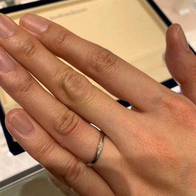 【ヴァンドーム青山(VENDOME AOYAMA)の口コミ】 王道なプラチナのデザインが多いですが、プラチナ以外への素材変更もでき…