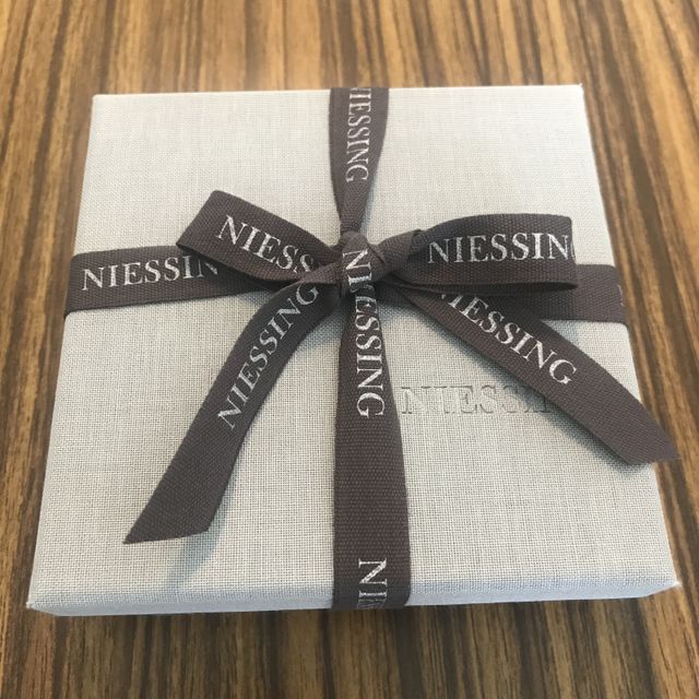 【NIESSING(ニーシング)の口コミ】 カラーや指輪のデザインを選べるもの、グラデーションの指輪と迷いました…