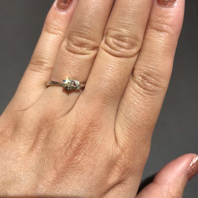 【俄(にわか)の口コミ】 友人夫婦が俄の指輪を購入していたことから
俄というブランドを知りました…