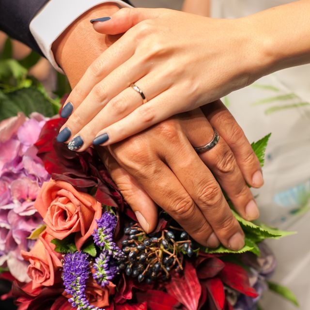 【市松の口コミ】 一本の地金から、二人分の長さをきり出し「元は一本の地金で繋がっていた…