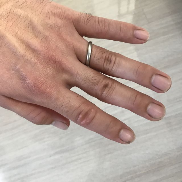 【アイプリモ(I-PRIMO)の口コミ】 仕事中などもつけるのでシンプルなデザインにしました。
シンプルで王道な…