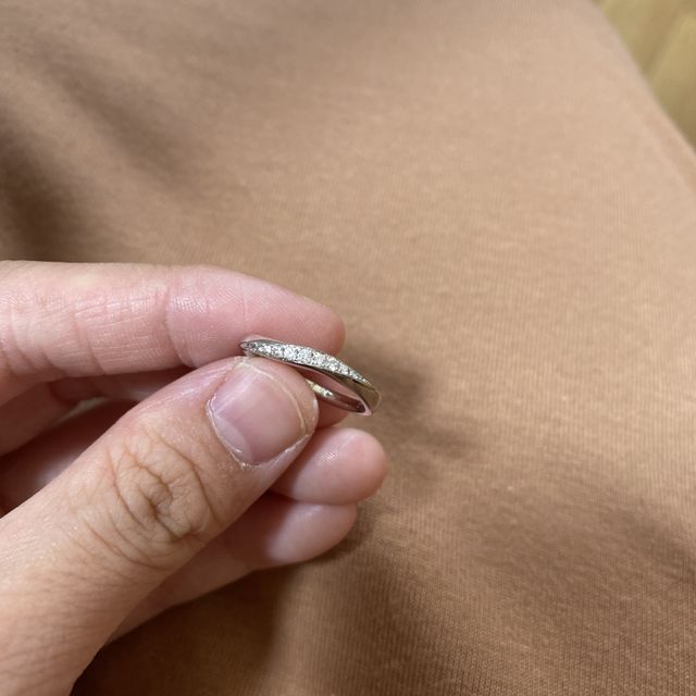 【アイプリモ(I-PRIMO)の口コミ】 デザインも好きで、
他のも気になるものを付けさしてもらったけど、
指輪…