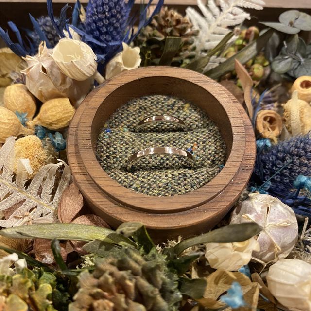 【鎌倉彫金工房の口コミ】 結婚指輪は手作りしたかったので、
インスタグラムやインターネットで調べ…