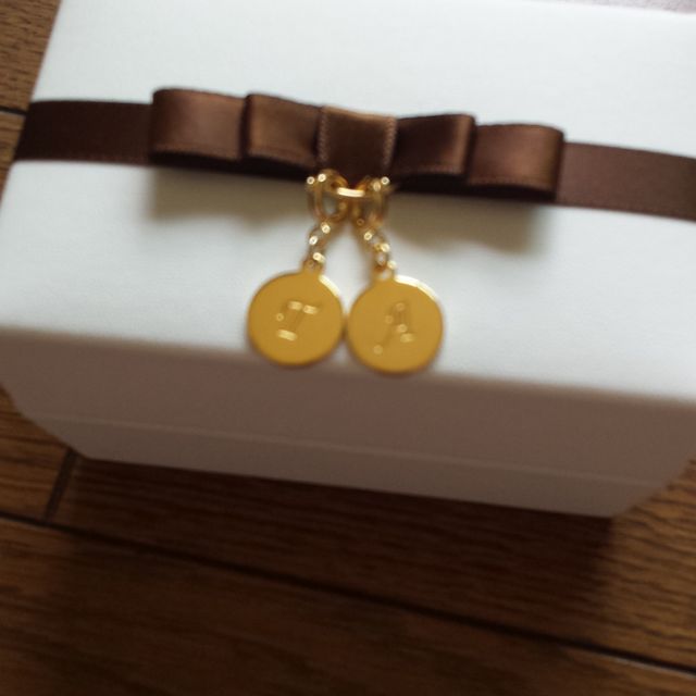 【アイプリモ(I-PRIMO)の口コミ】 主人の運転士という職業柄、邪魔にならないデザインと素材だったのが決め…