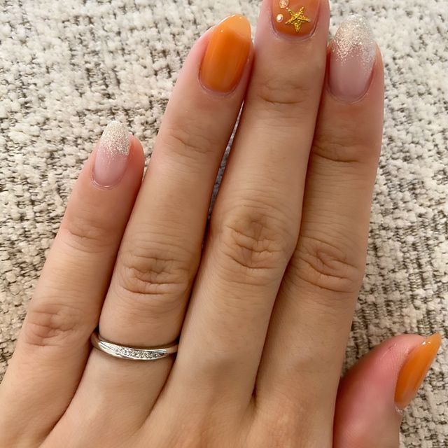 【銀座ダイヤモンドシライシの口コミ】 ダイアモンドがつけてるけど、派手すぎない細身ストレートの指輪を探して…