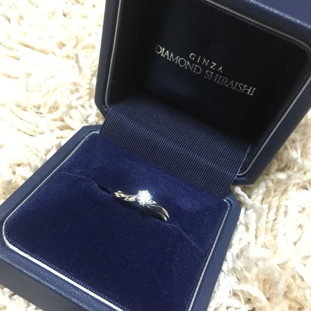 【銀座ダイヤモンドシライシの口コミ】 スタッフの方の対応もよく、デザインが魅力で決めました。とくにデザイン…