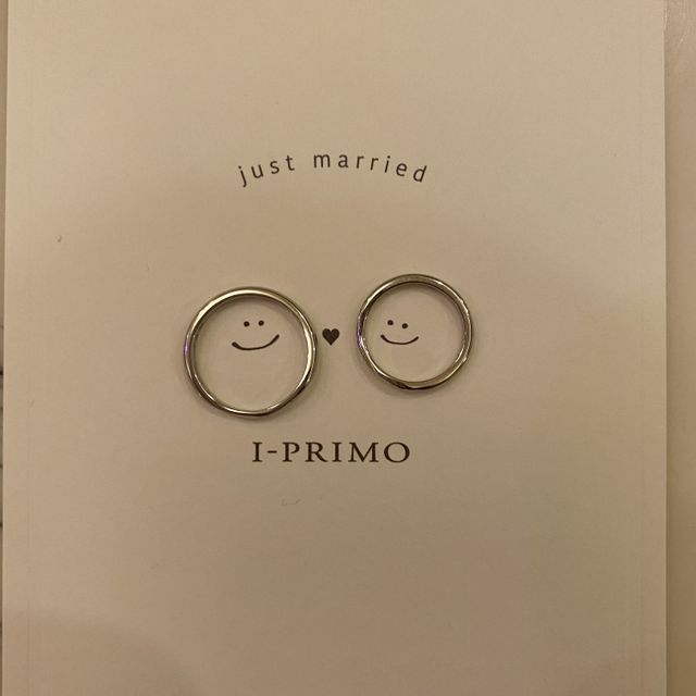 【アイプリモ(I-PRIMO)の口コミ】 シンプルなデザインで指が長く綺麗に見えるものを探していました。ウェー…