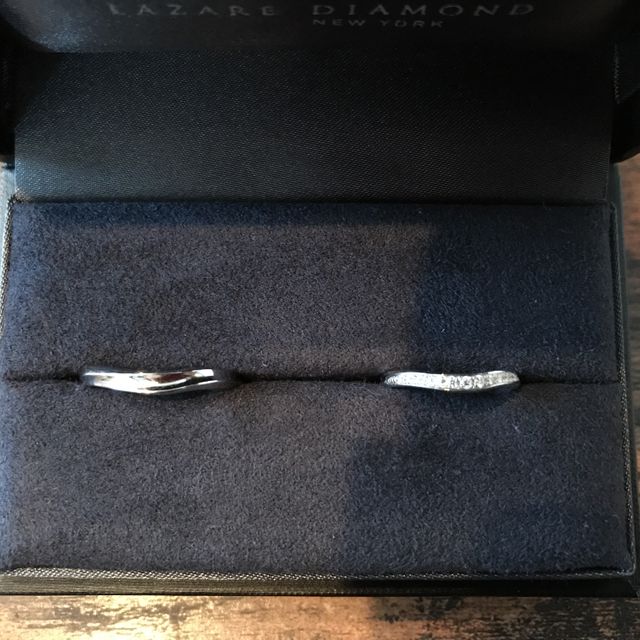 【ラザール ダイヤモンド(LAZARE DIAMOND)の口コミ】 派手すぎず、地味すぎず、ほんの少しだけ個性もある指輪を探してました。V…