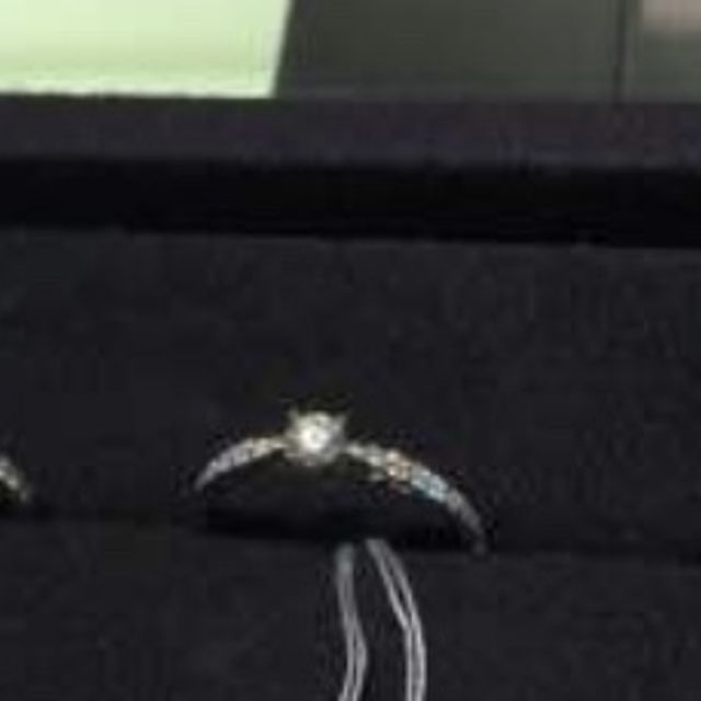 【ティファニー(Tiffany & Co.)の口コミ】 とても可愛らしいデザインの指輪がいくつもあり、その中でもハーフエタニ…