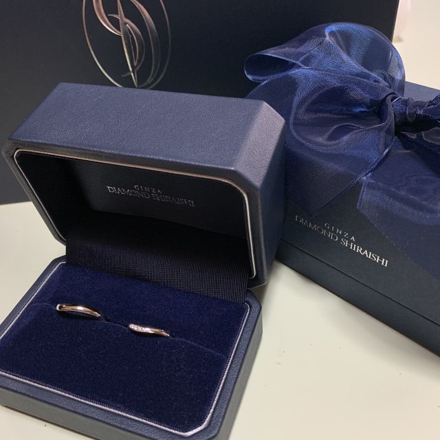 【銀座ダイヤモンドシライシの口コミ】 毎日つけるつもりなので、デザイン性はもちろんですが。つけごこちもかな…