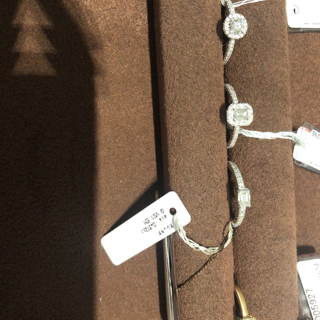 【BIJOUPIKO(ビジュピコ)の口コミ】 ダイアの価格がとても安かったのが決め手でした。また、とてもキラキラし…