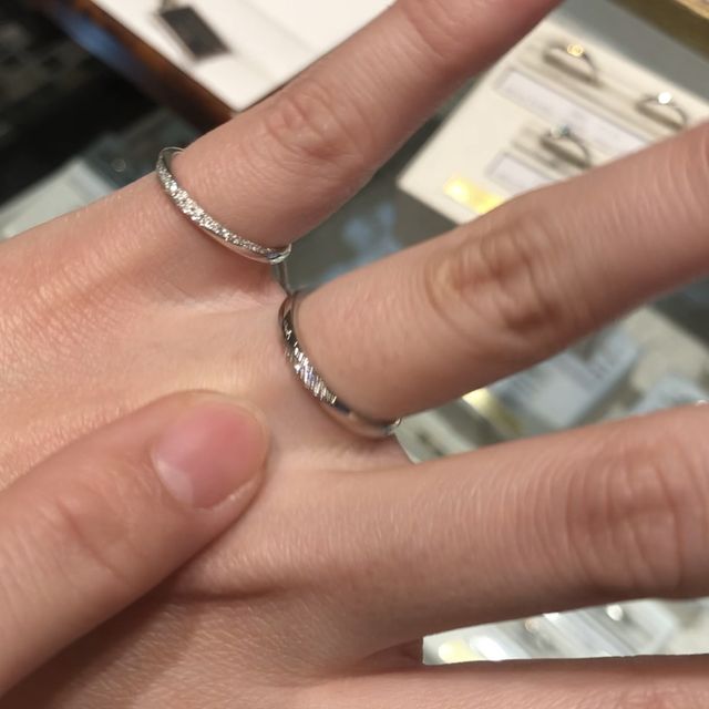 【俄(にわか)の口コミ】 それぞれテーマに沿った指輪がおいてあり、見たこともない珍しい指輪や木…