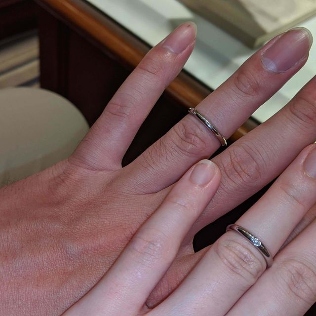 【ROYAL ASSCHER(ロイヤル・アッシャー)の口コミ】 毎日付けるものなので付け心地がいいものをお願いすると、一番オススメで…