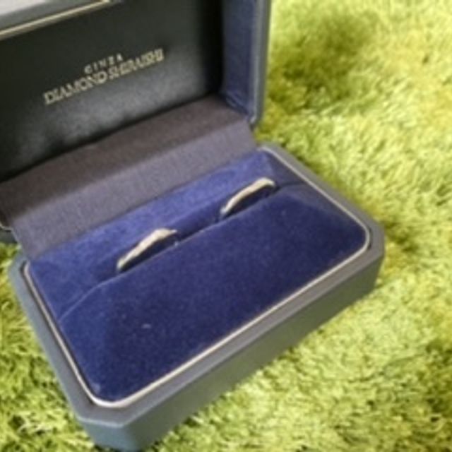 【銀座ダイヤモンドシライシの口コミ】 決め手はデザインです。年齢が上がってもつけたいからシンプルなのがいい…