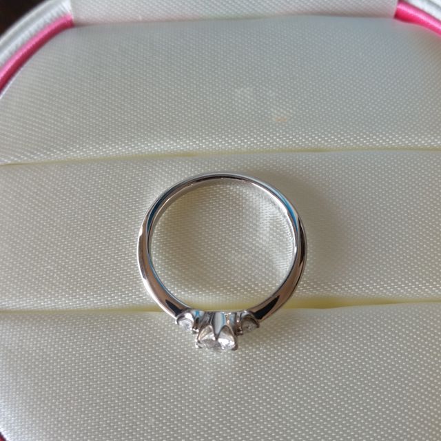 【COCKTAIL(カクテル)の口コミ】 とにかく私は指が太く短く間接が大きいため、指を華奢に見せてくれものに…