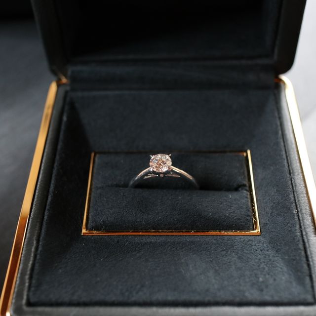 【グラフ(GRAFF)の口コミ】 ラウンドブリリアンカット・0.5ct over・四つ爪・プラチナ・シンプルなソ…