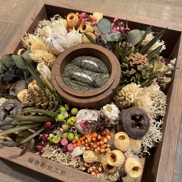 【鎌倉彫金工房の口コミ】 シンプル且つ味わいのあるデザインで何十年先も飽きずに好んでつけられる…