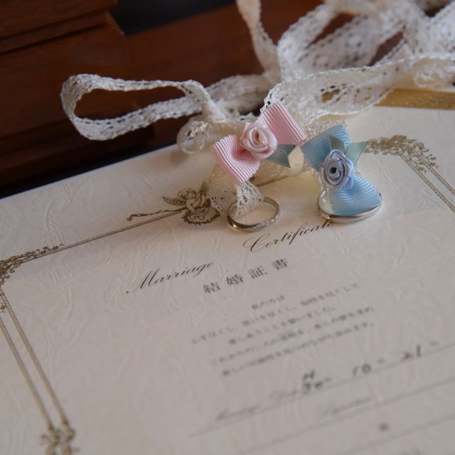 【4℃ BRIDAL(ヨンドシーブライダル)の口コミ】 40代ということもあって、シンプルすぎるものは嫌でした。かといって、派…