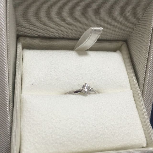 【BIJOUPIKO(ビジュピコ)の口コミ】 私に似合いそうなものを夫がスタッフの方と相談しながら決めてくれました…