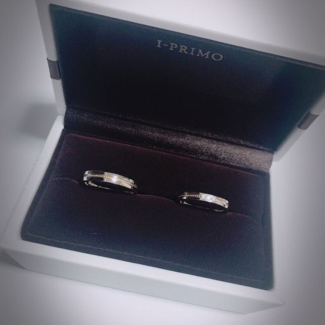 【アイプリモ(I-PRIMO)の口コミ】 金属の種類も数種類のなかから選べました。両サイドはシルバー、真ん中の…