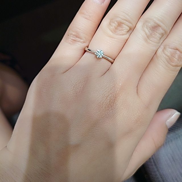 【アイプリモ(I-PRIMO)の口コミ】 HPにてデザインを見て気に入ったデザインがあったので実際に店舗に伺って…