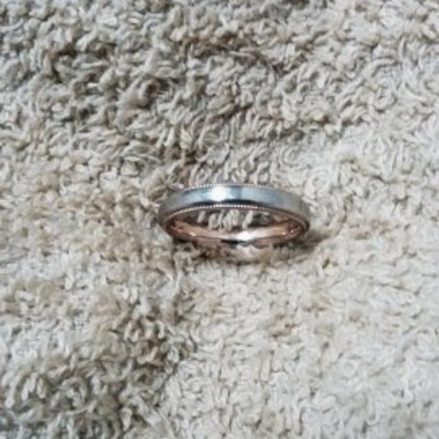 【festaria bijou SOPHIA(フェスタリア ビジュソフィア)の口コミ】 彼女が気に入ったというのが一番の決め手ですが、どちらもシンプルな感じ…