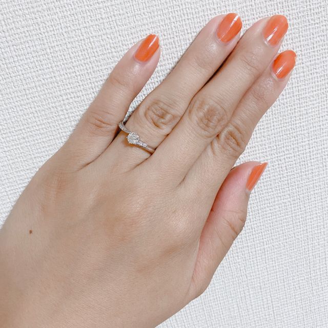 【アイプリモ(I-PRIMO)の口コミ】 色々と試着して悩みましたが、普段使いでき、指が細く見えるデザインの指…