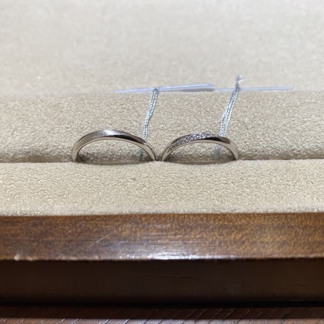 【TRECENTI(トレセンテ)の口コミ】 つけ心地がよく、男性女性共にデザインが綺麗でした。細さもシリーズがあ…