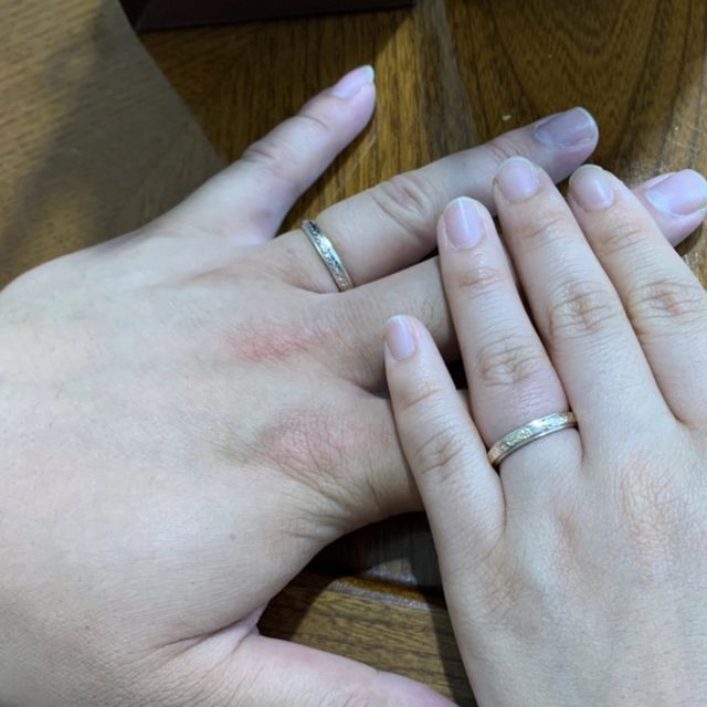 【Antille(アンティール)の口コミ】 指輪を買う際にオリジナルの指輪を作りたいね〜と話してる時にウェブで見…
