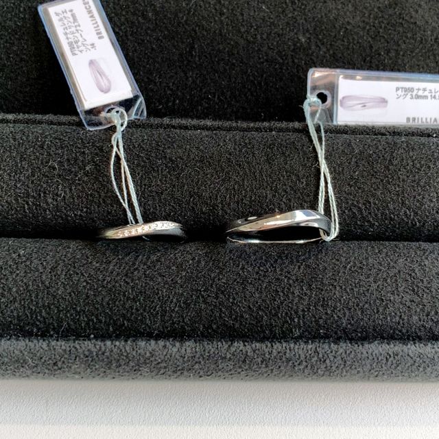 【BRILLIANCE+(ブリリアンスプラス)の口コミ】 デザインが豊富にあり、指輪の幅や素材が細かく指定できるので、セミオー…