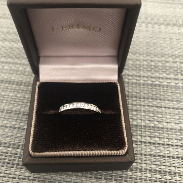【アイプリモ(I-PRIMO)の口コミ】 デザインや素材など、わたしの好みを考えながら選んでくれました
シンプル…