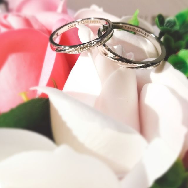 【LOVE NOTESの口コミ】 ミルグレイン加工の物を探していて数種類のものをたくさん見せて頂きまし…