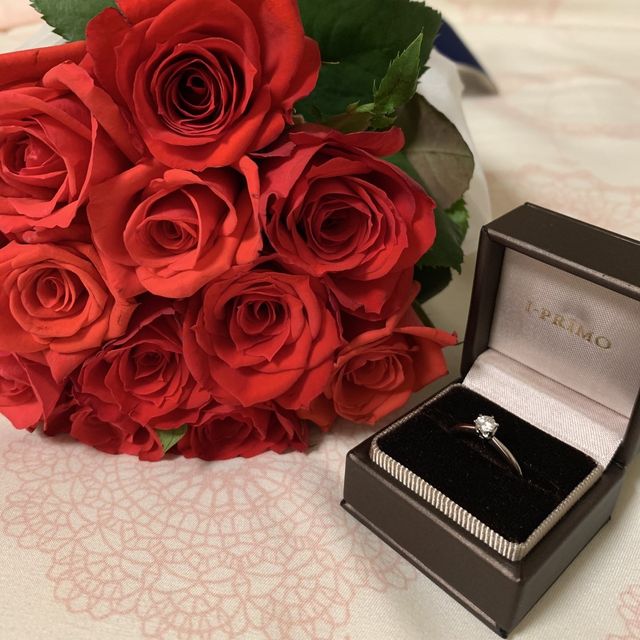 【アイプリモ(I-PRIMO)の口コミ】 シンプルで可愛いく彼女の好みに合ったデザインでした。また後日にサイズ…