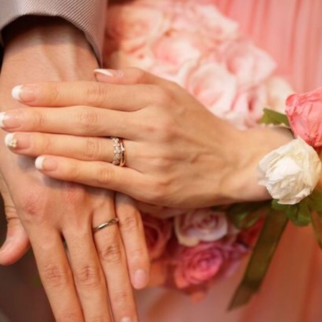 【AHKAH(アーカー)の口コミ】 一粒ダイヤだとなかなか普段使いが出来ないかなと思い、フラワーモチーフ…