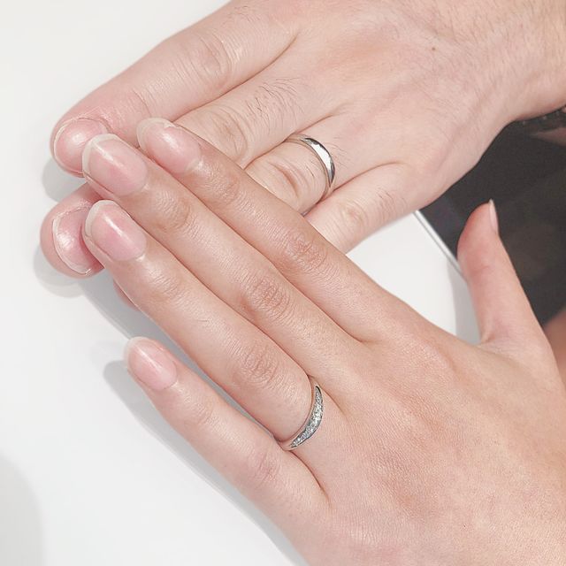 【FOREVERMARK(フォーエバーマーク)の口コミ】 指輪を探して1番最初に来店させていただいたお店であり、結婚指輪探しにつ…