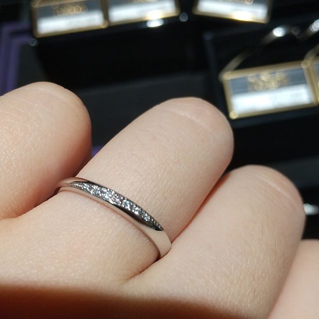 【DIYARTH(ディヤース)の口コミ】 価格が、10万以下と非常にお安いのが特徴だと思います。それでいて、デザ…