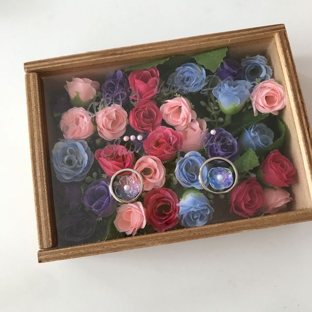 【アイプリモ(I-PRIMO)の口コミ】 シンプルな中にダイヤの煌めきがあり、ウェーブデザインで指が綺麗に見え…