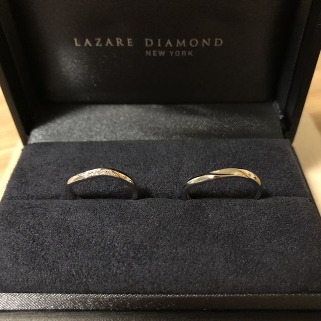 【ラザール ダイヤモンド(LAZARE DIAMOND)の口コミ】 短い指がコンプレックスなので、つけたときに少しでも綺麗に見えるように…