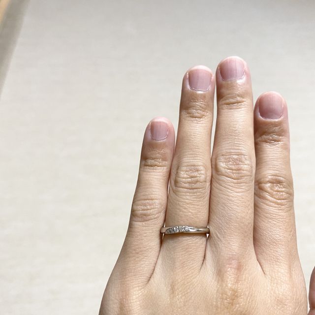 【銀座ダイヤモンドシライシの口コミ】 シンプルなものを探していて、ほどよい価格帯で可愛らしいデザインのもの…