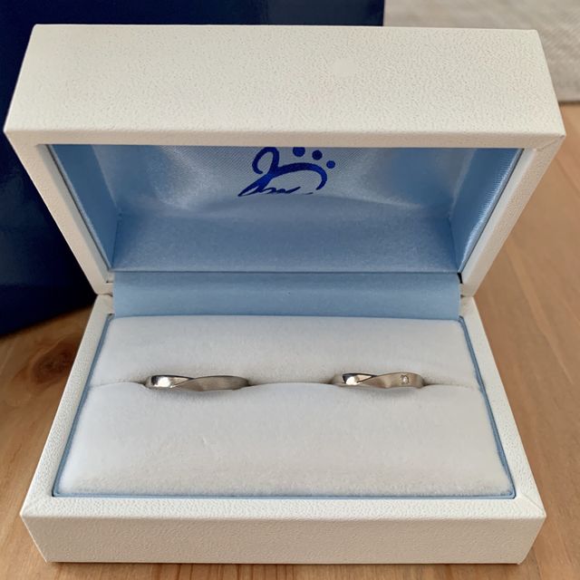 【ジュエリームナカタ(Jewelry MUNAKATA)の口コミ】 プロポーズリングをこちらで作っていただき、そのまま婚約指輪と結婚指輪…