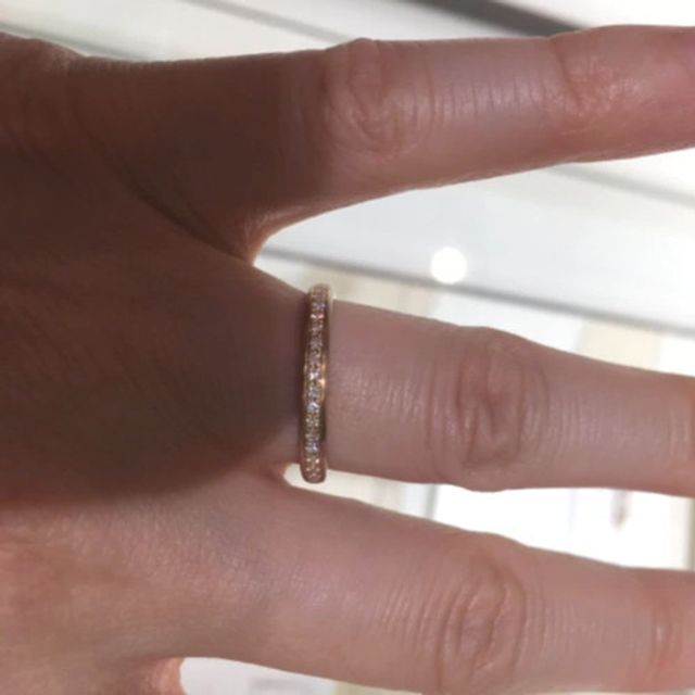 【俄(にわか)の口コミ】 シンプルなデザインですがオーソドックスで上品ですし、たくさん付いてい…