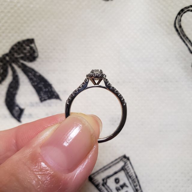 【銀座ダイヤモンドシライシの口コミ】 もともと気に入っていたデザインで、どのブランドでもこのようなデザイン…