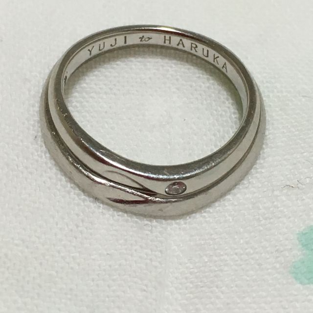 【MILK&Strawberry(ミルクアンドストロベリー)の口コミ】 ペアで合わせるとハート型になるところが意味ありでとってもロマンチック…