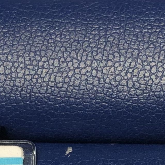 【銀座ダイヤモンドシライシの口コミ】 私はシンプルなデザインが良かったので3粒デザインでキラキラも残しつつ、…