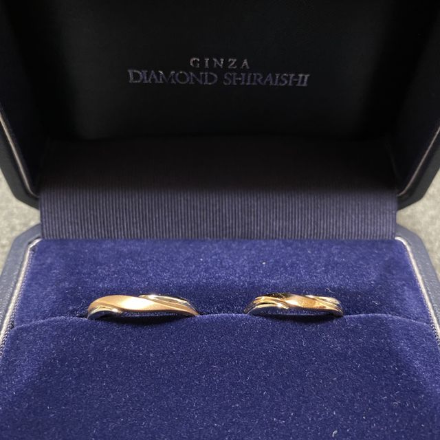 【銀座ダイヤモンドシライシの口コミ】 2人でサイトから候補を選び、店舗にいきました。
実際に試着していくなか…