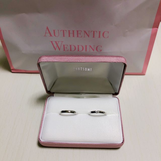 【ジュエリーツツミ(JEWELRY TSUTSUMI)の口コミ】 私は婚約指輪のザ・ダイヤいます‼︎という派手なデザインは好まず本当にシ…